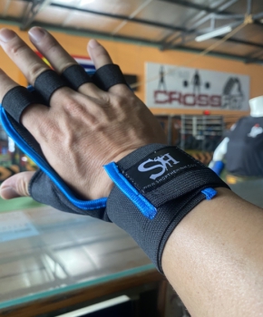 BÀN TAY GYM - CỔ QUẤN 